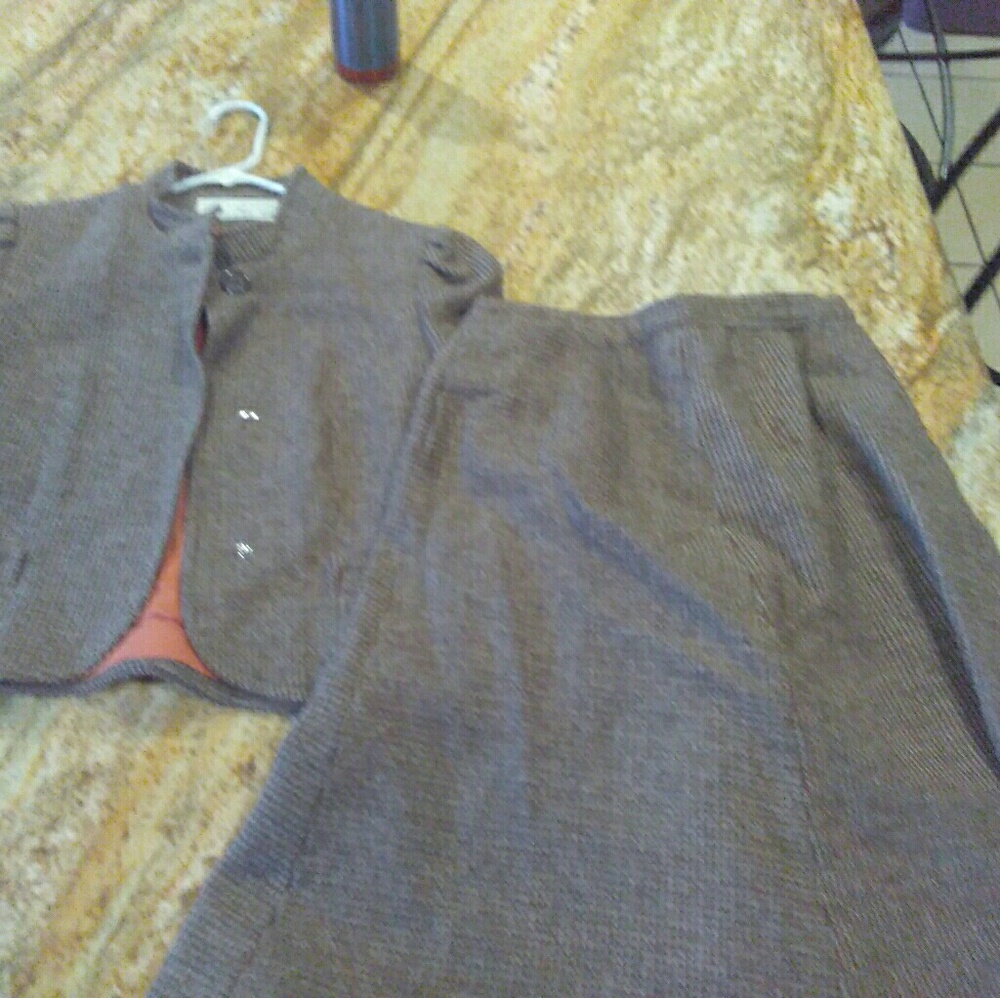 Formal women suit